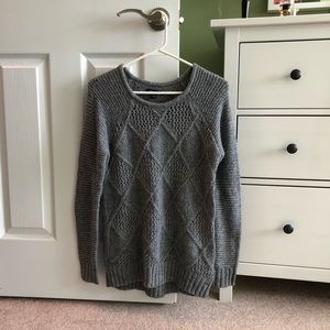 American Eagle sweater